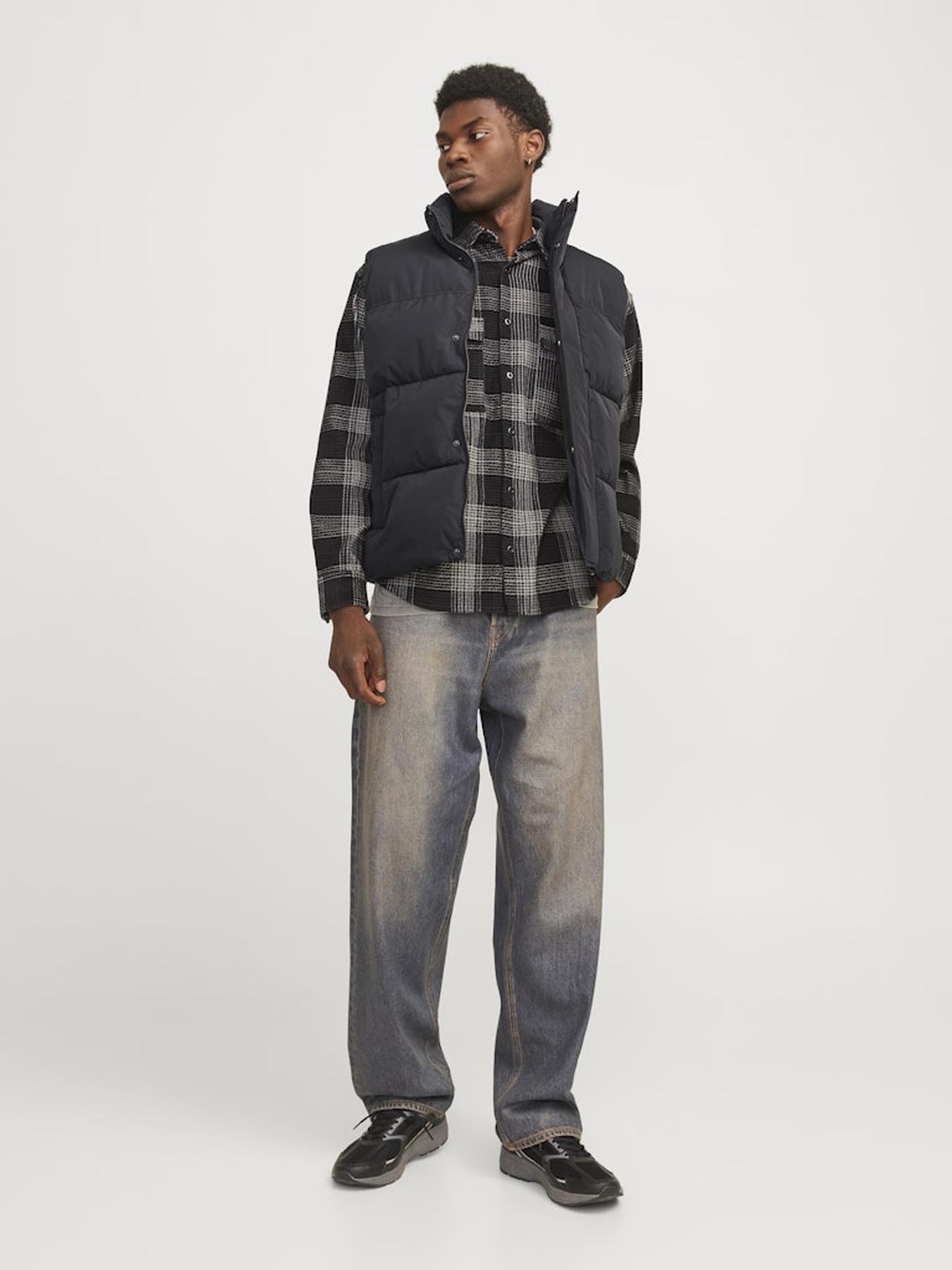 Куртки и дубленки JACK & JONES модель 12256981_Black Фото