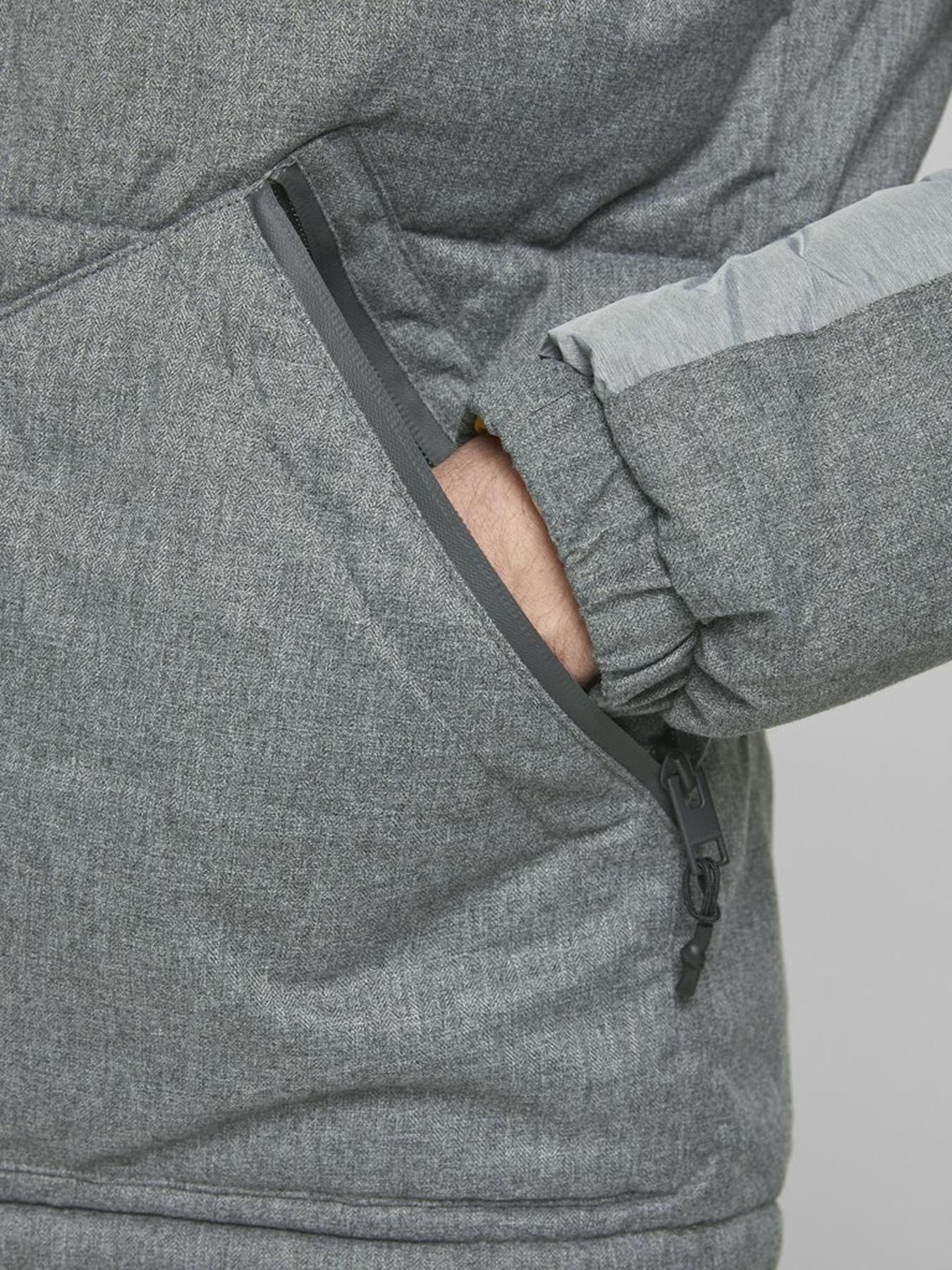 Куртки и дубленки JACK & JONES модель 12180379_LIGHTGREYMELANGE Фото