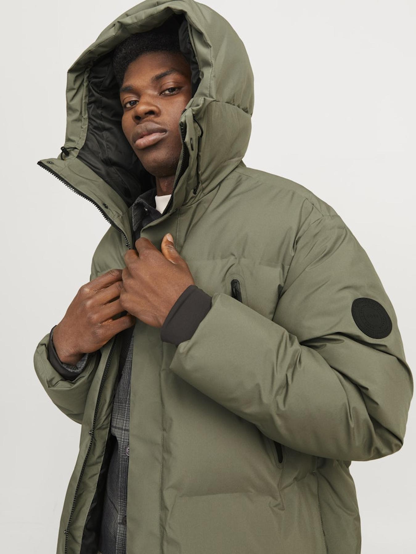 Куртки и дубленки JACK & JONES модель 12260481_Dustyolive Фото