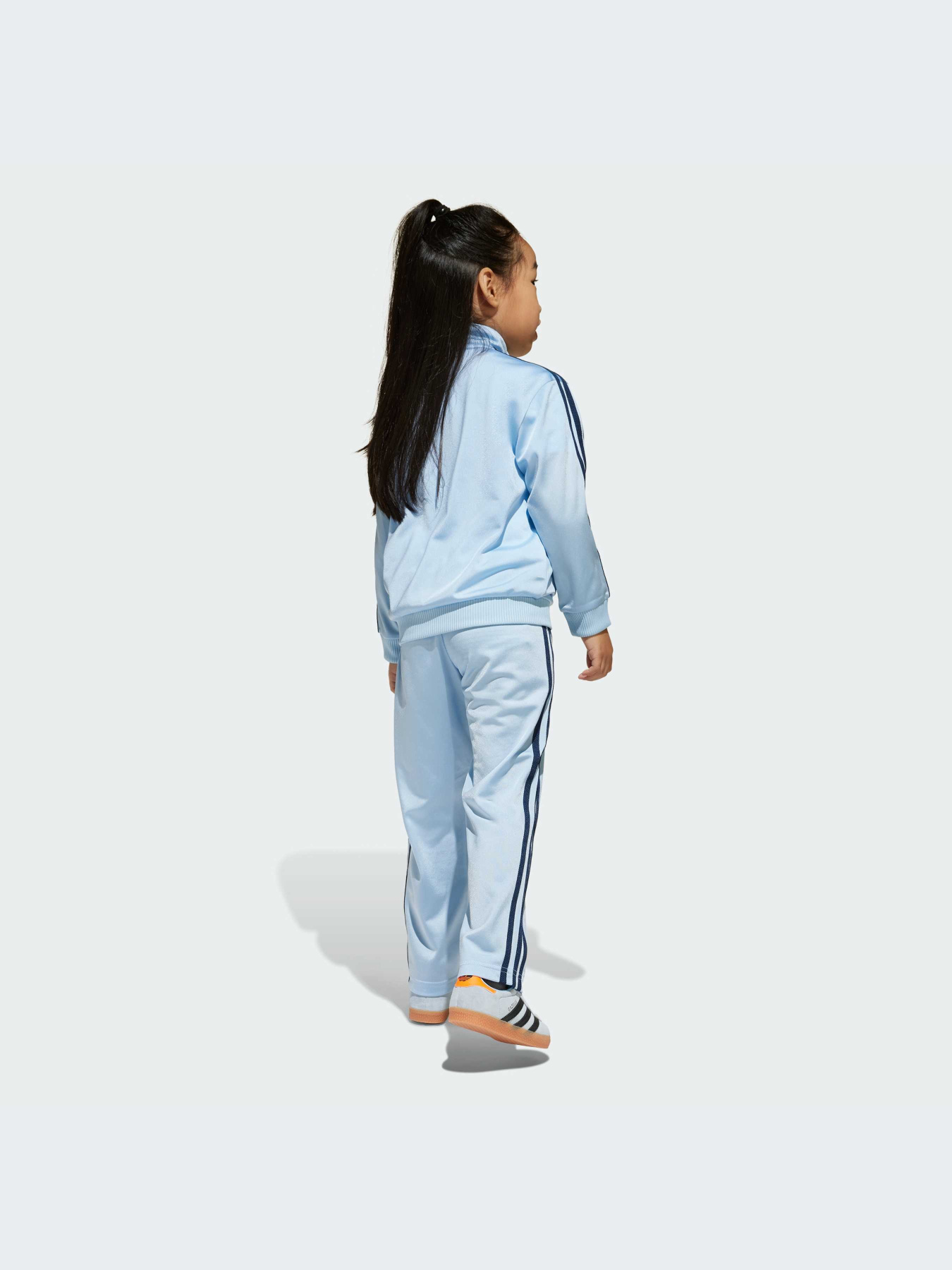 Костюмы Adidas Adicolor модель JC9153-KZ Фото