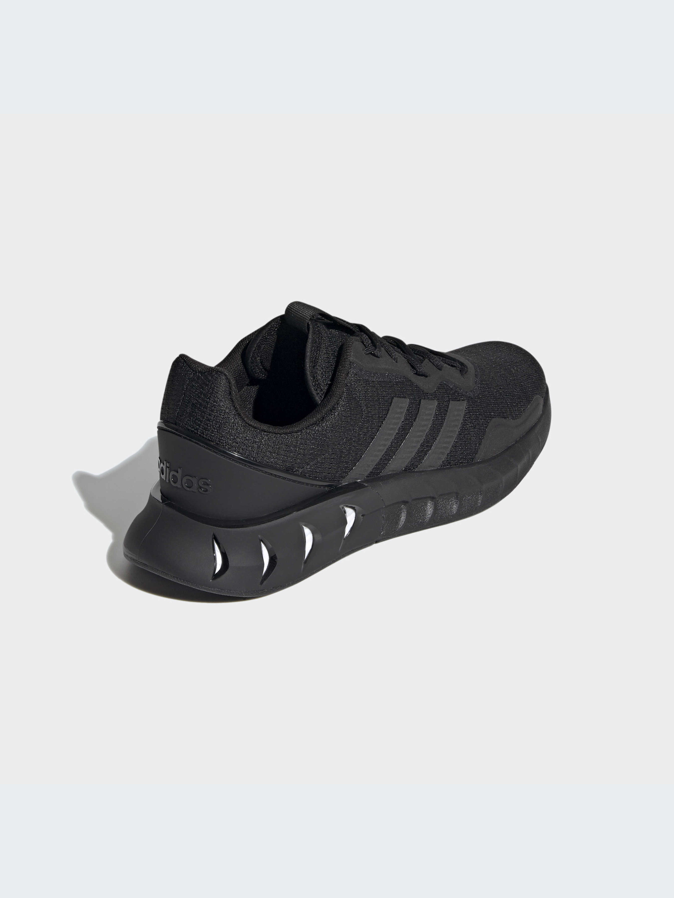 Кроссовки Adidas модель FZ2870-KZ Фото