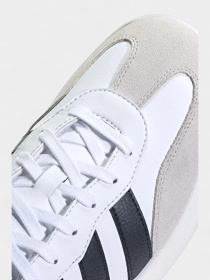 Кроссовки Adidas BARREDA модель JI2306 Фото
