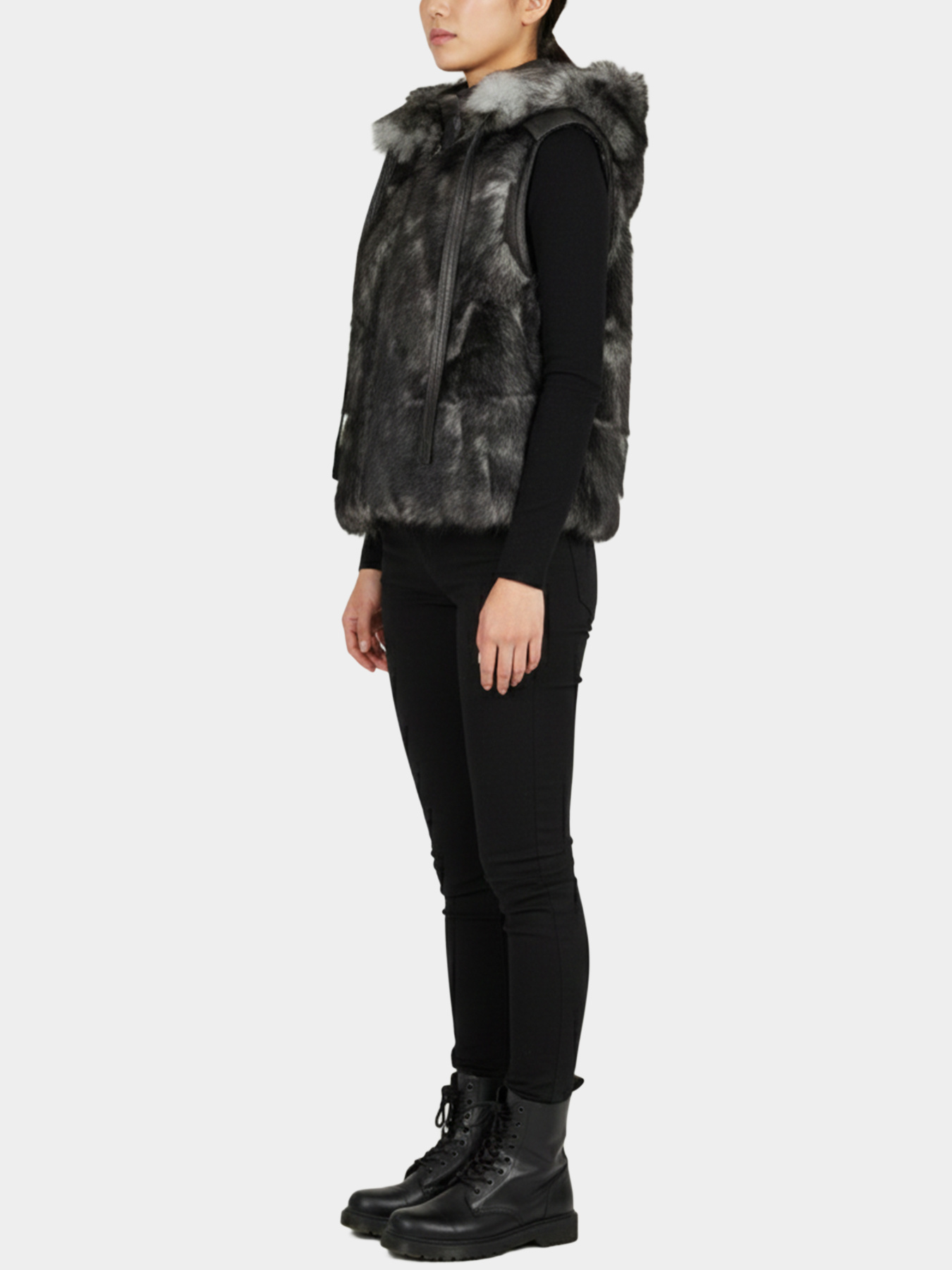 Куртки и дубленки Emporio Armani модель H4NJ60-E2P88-010 Фото