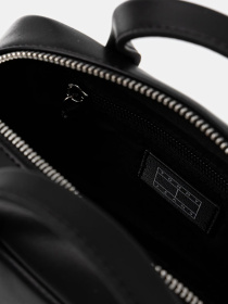 Сумки Tommy Hilfiger модель AW0AW18084-BDS Фото