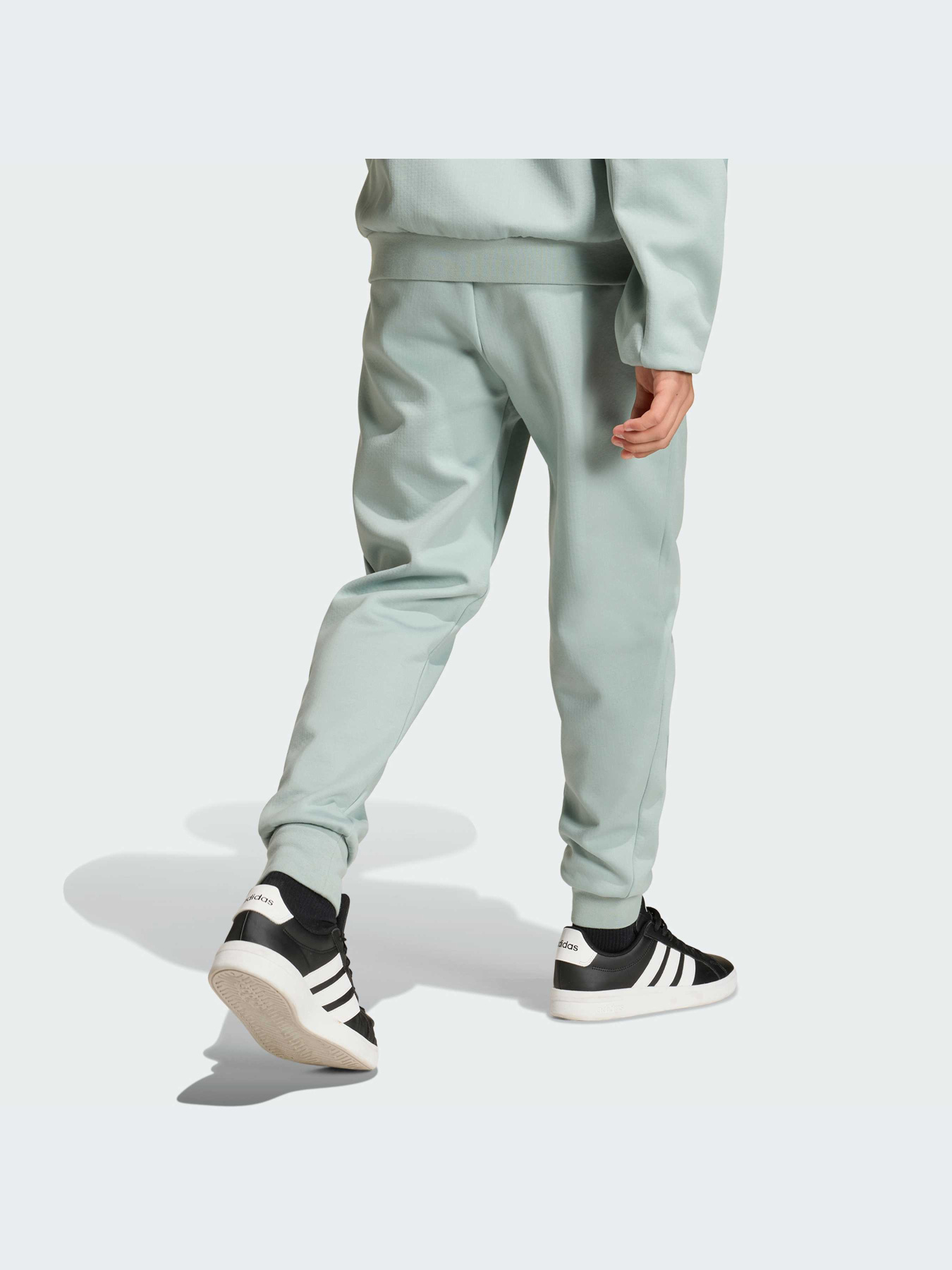 Брюки Adidas ZNE модель KC1931-KZ Фото