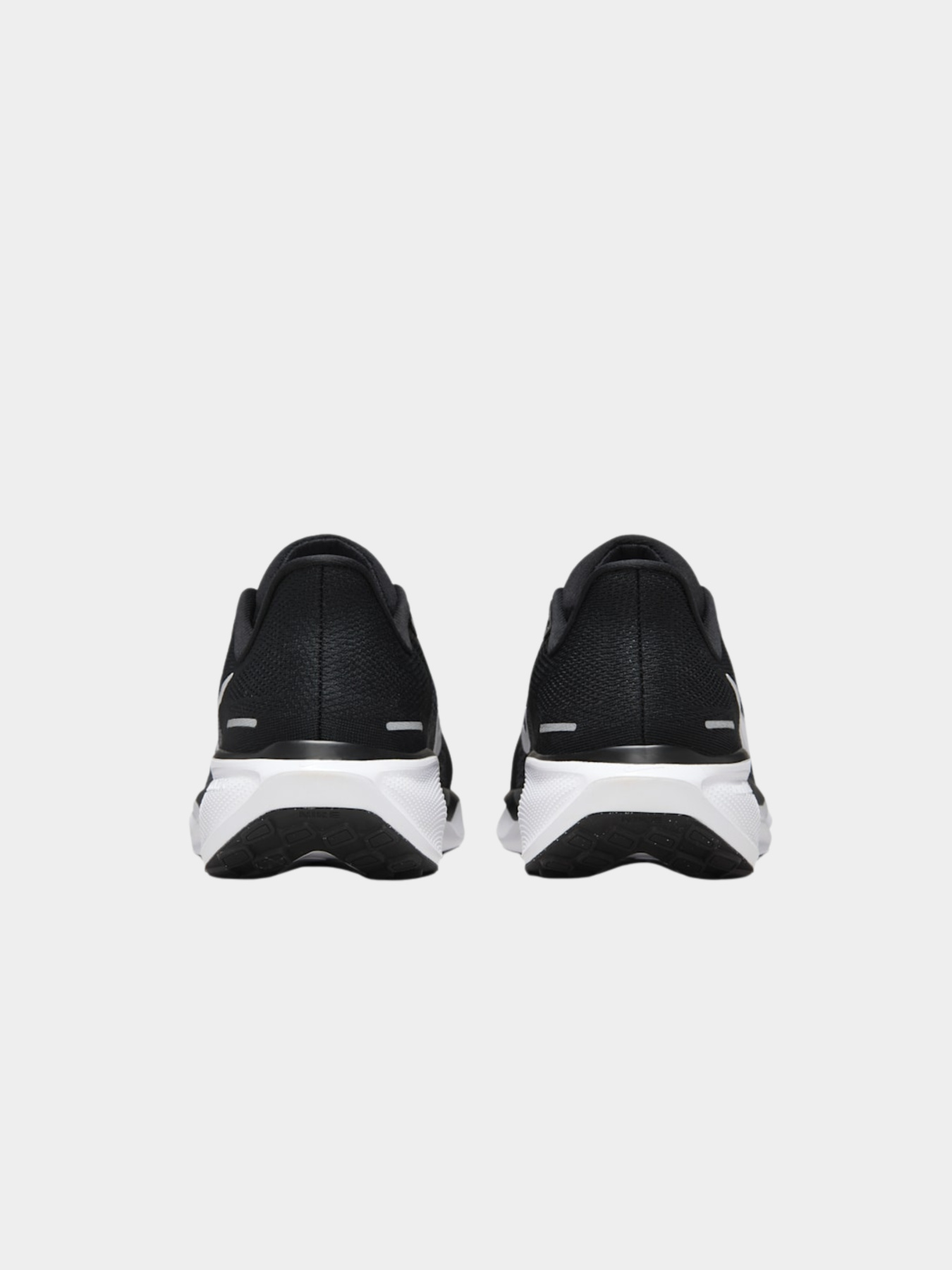 Кроссовки NIKE модель FD2722-002 Фото